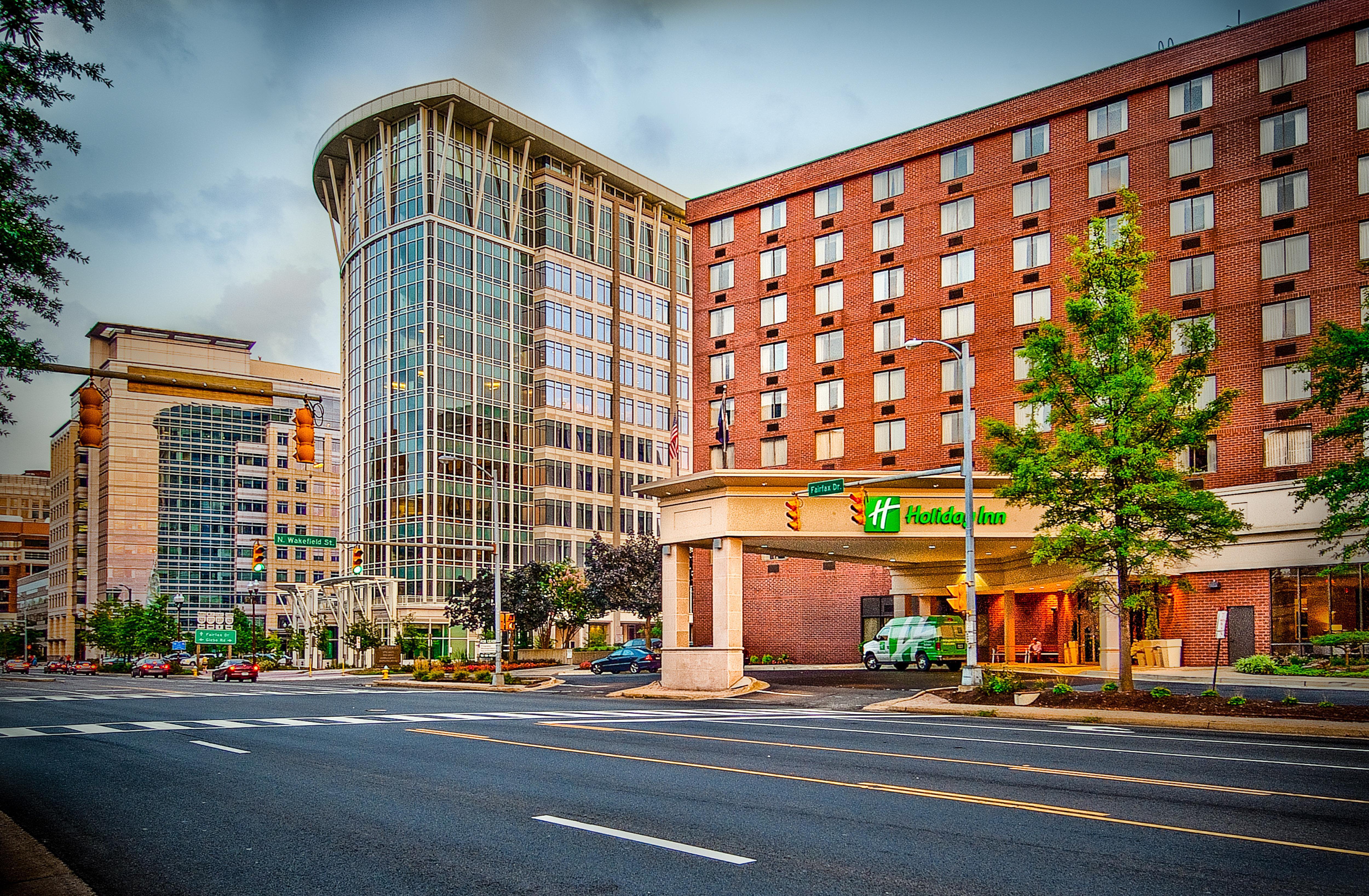 Holiday Inn Arlington At Ballston By Ihg Екстер'єр фото