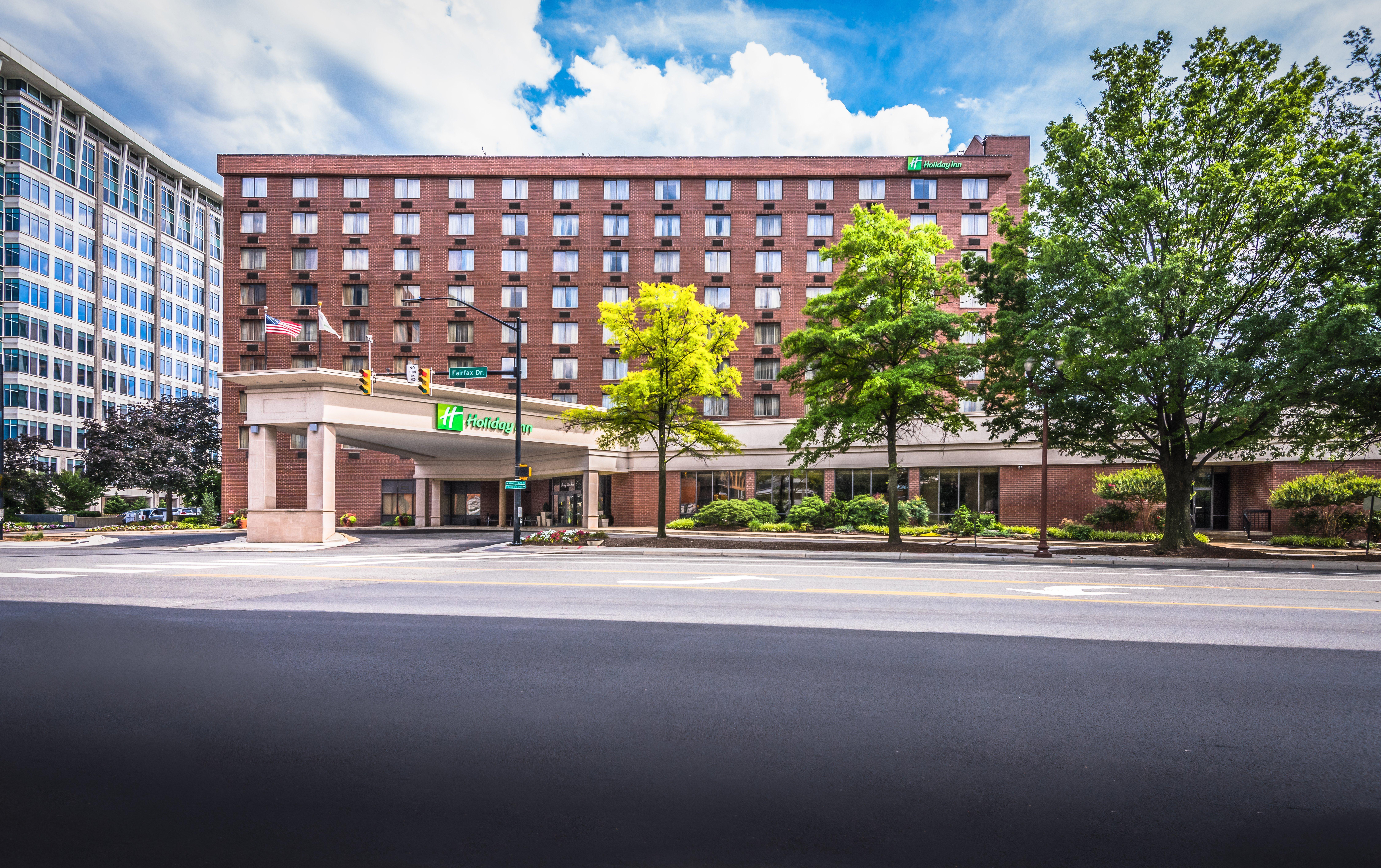 Holiday Inn Arlington At Ballston By Ihg Екстер'єр фото
