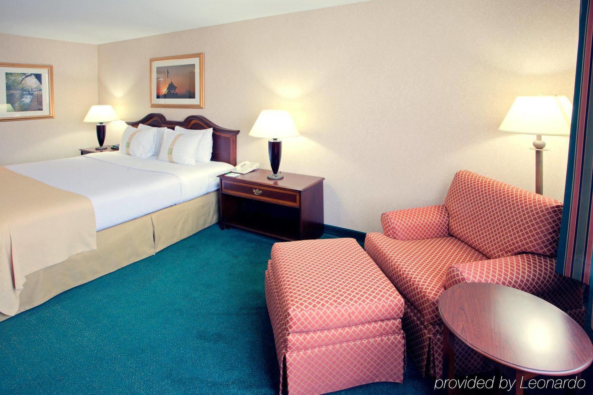Holiday Inn Arlington At Ballston By Ihg Екстер'єр фото